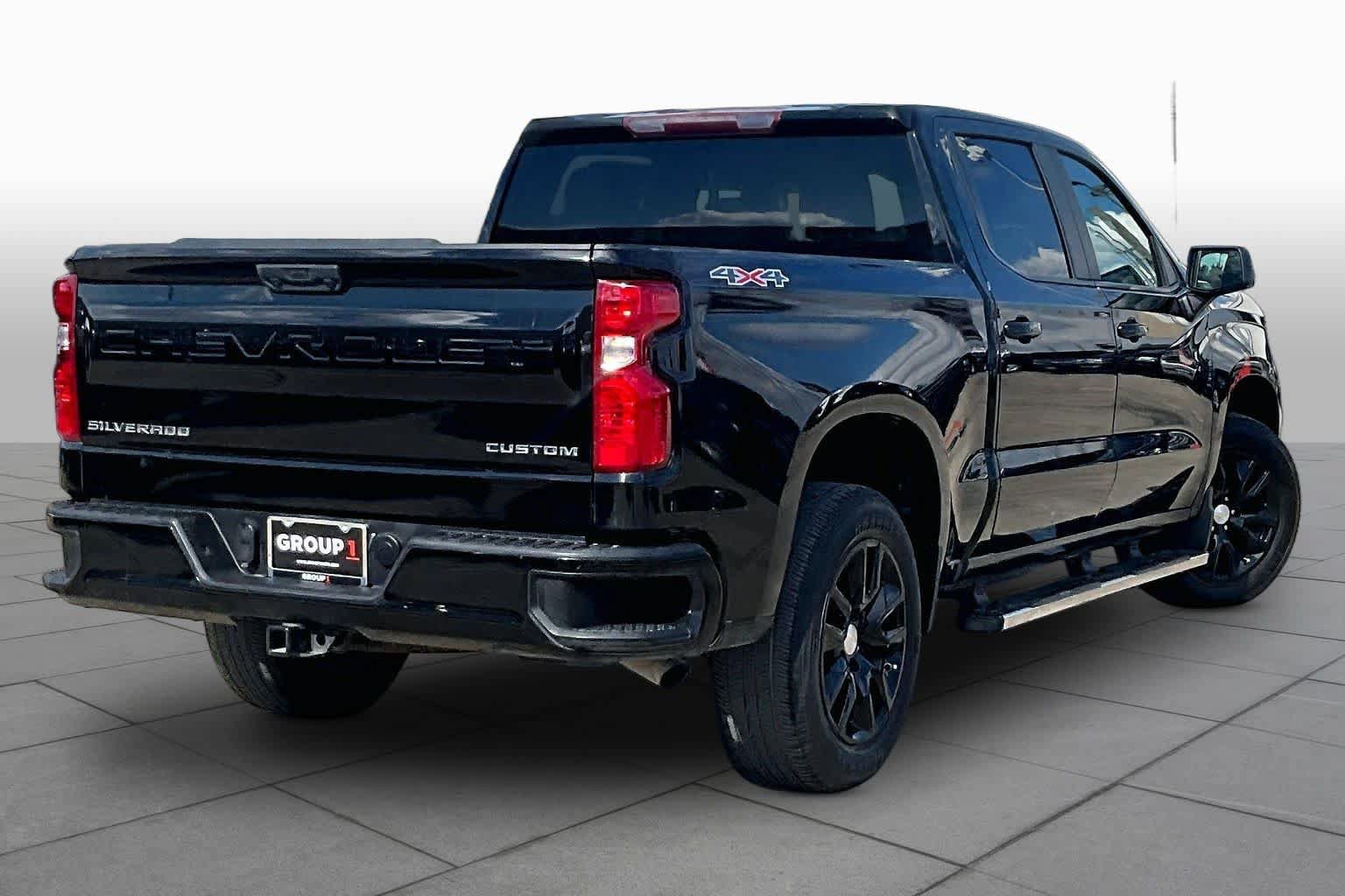 Used 2022 Chevrolet Silverado 1500 Custom AWD/4WD image 12