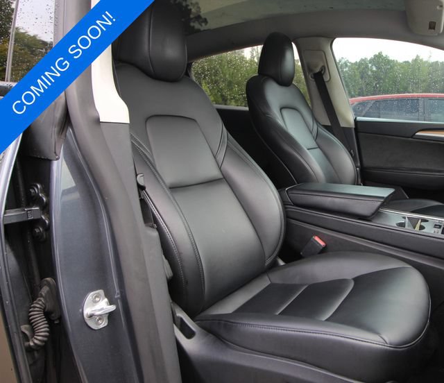 Used 2023 Tesla Model Y Long Range AWD/4WD image 5