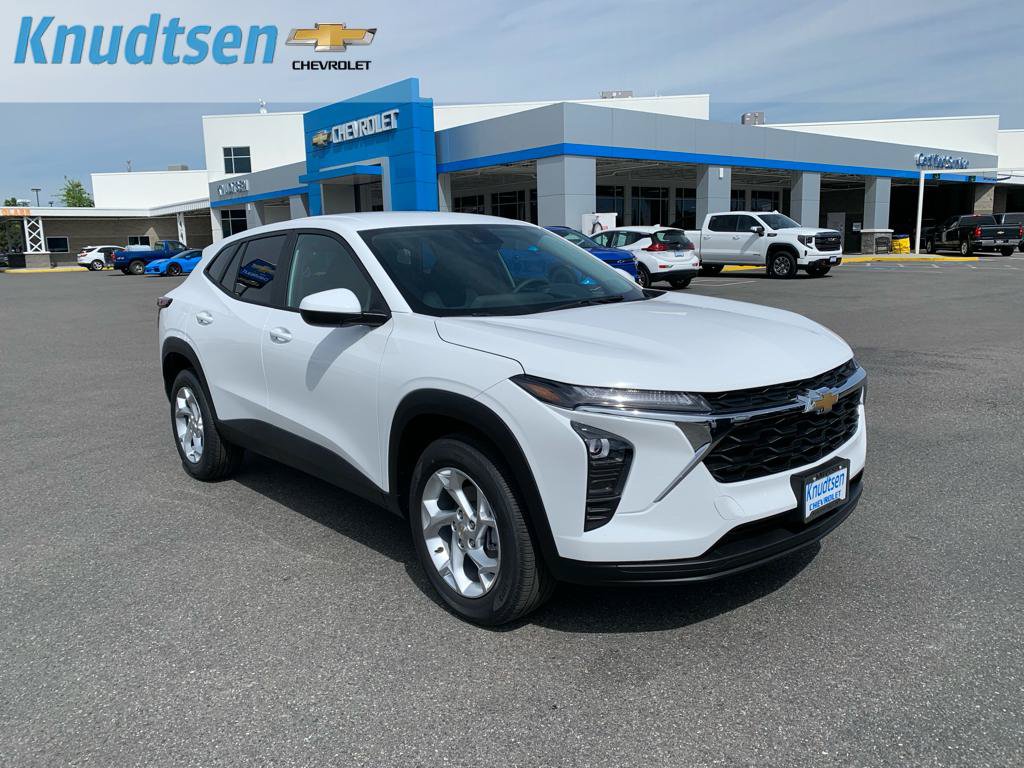 New 2026 Chevrolet Trax LS w/ Driver Confidence Package FWD image 1
