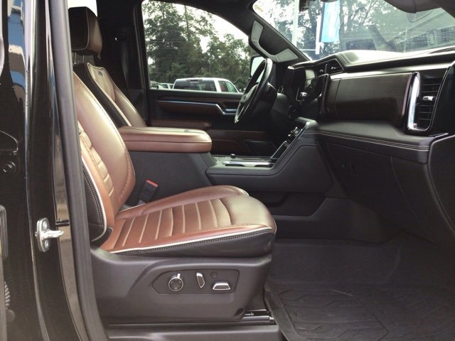 New 2026 GMC Sierra 3500 Denali w/ Denali Reserve Package image 25