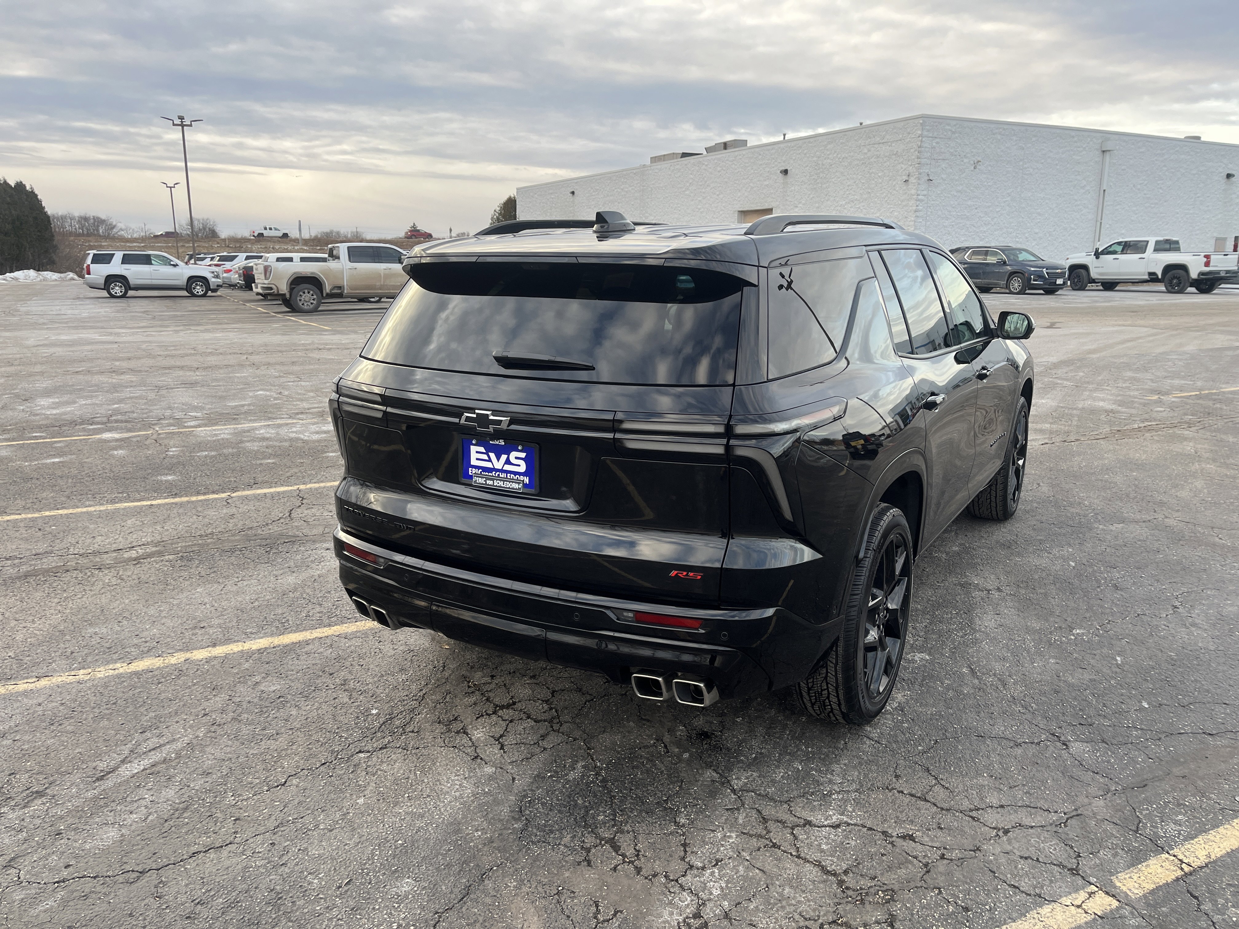 Used 2025 Chevrolet Traverse RS w/ LPO, Floor Liner Package image 6