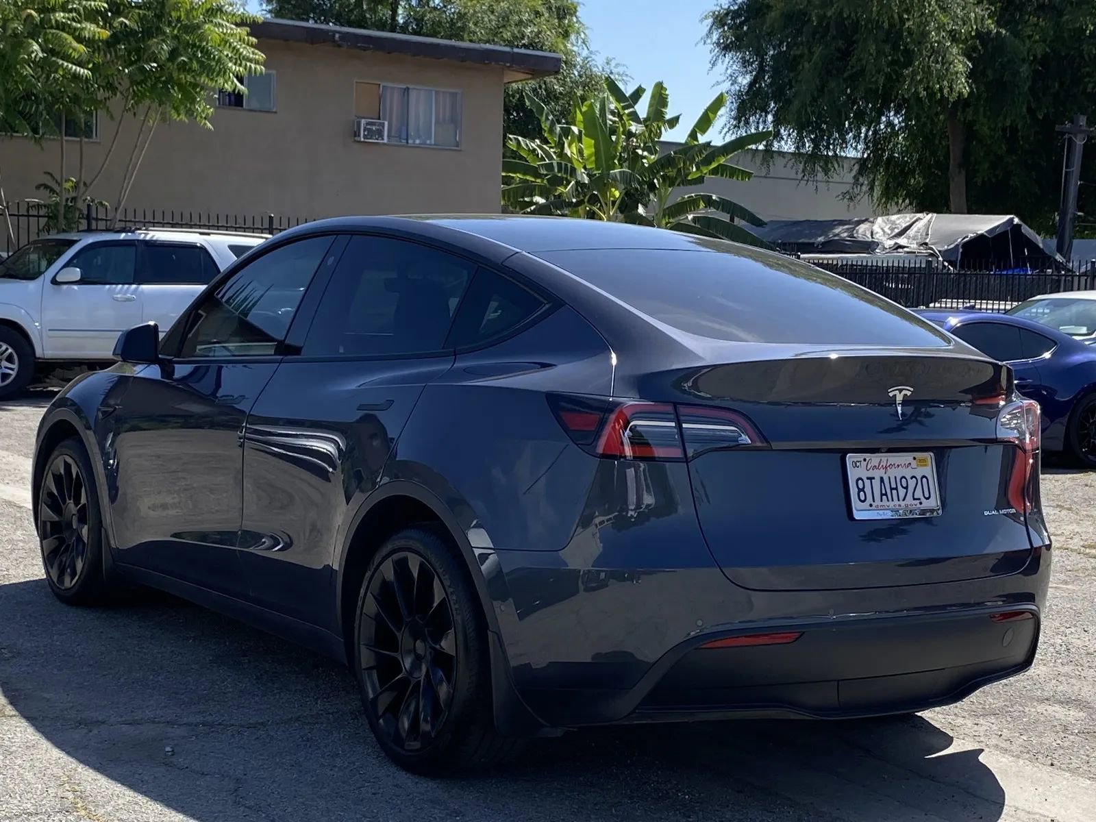 Used 2021 Tesla Model Y Long Range AWD/4WD image 2