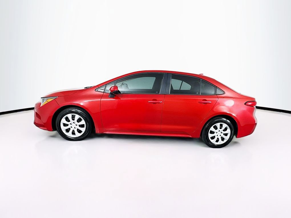 Used 2021 Toyota Corolla LE FWD image 6