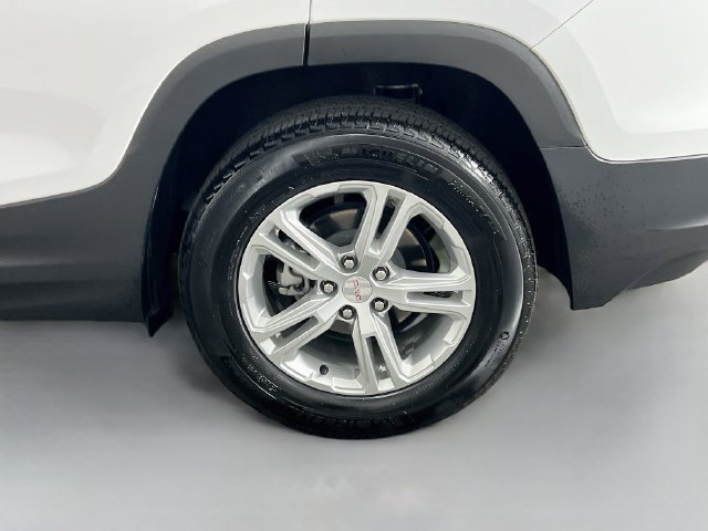Used 2023 GMC Terrain SLE FWD image 34