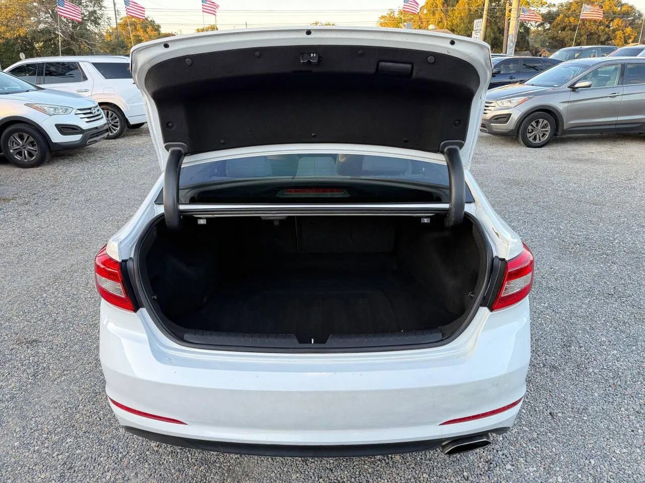 Used 2017 Hyundai Sonata SE w/ Cargo Package image 7