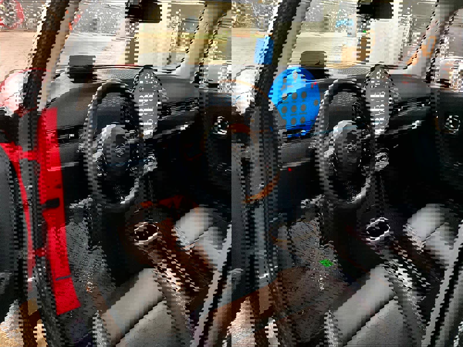 Used 2025 MINI Cooper 2-Door Hardtop image 15