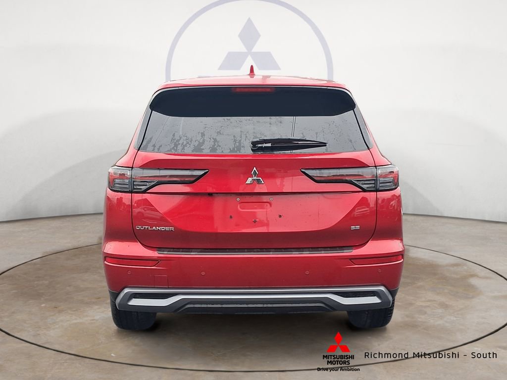New 2026 Mitsubishi Outlander SE FWD image 4