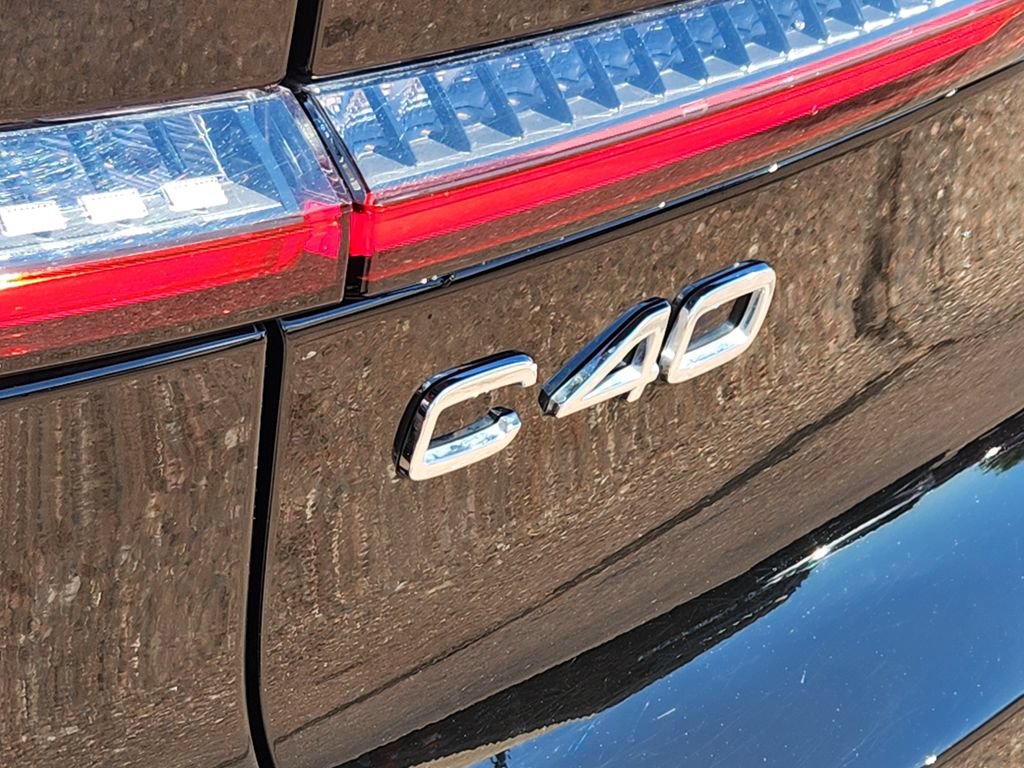 Used 2023 Volvo C40 P8 Recharge Ultimate w/ Protection Package Premier AWD/4WD image 31
