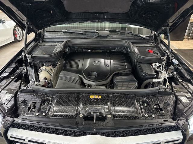 Used 2020 Mercedes-Benz GLS 450 4MATIC image 34