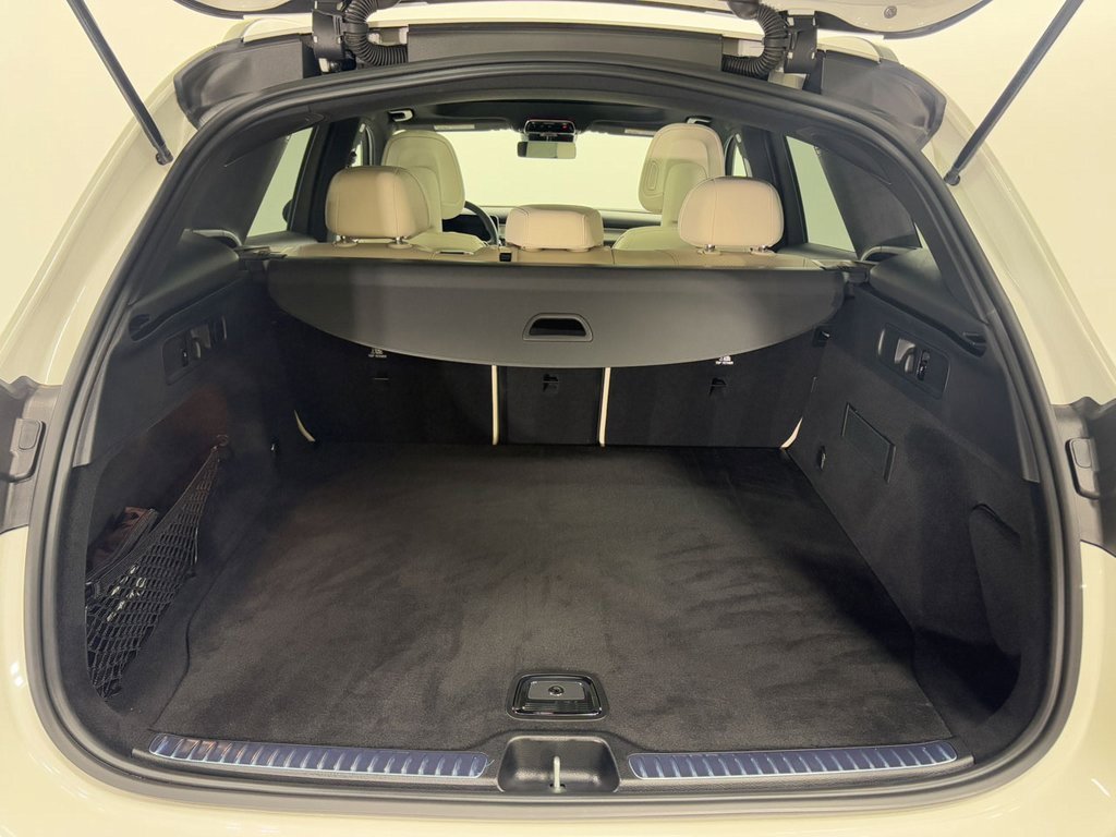Certified 2025 Mercedes-Benz GLC 300 4MATIC image 27