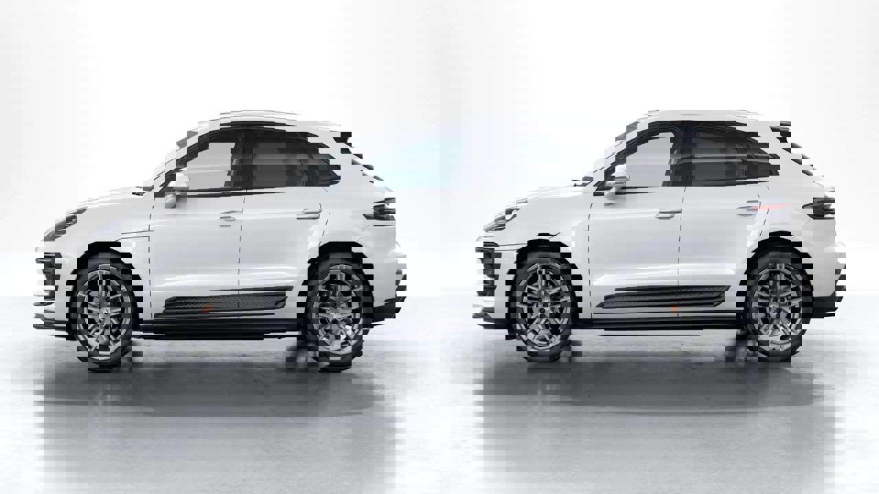 New 2026 Porsche Macan image 2