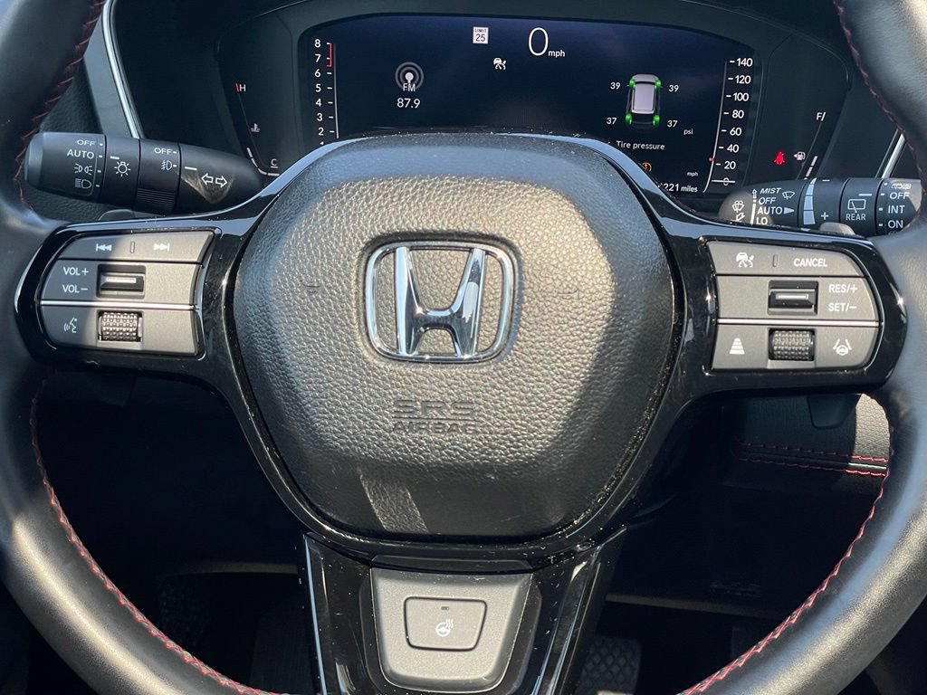 Certified 2025 Honda Pilot Black Edition image 12