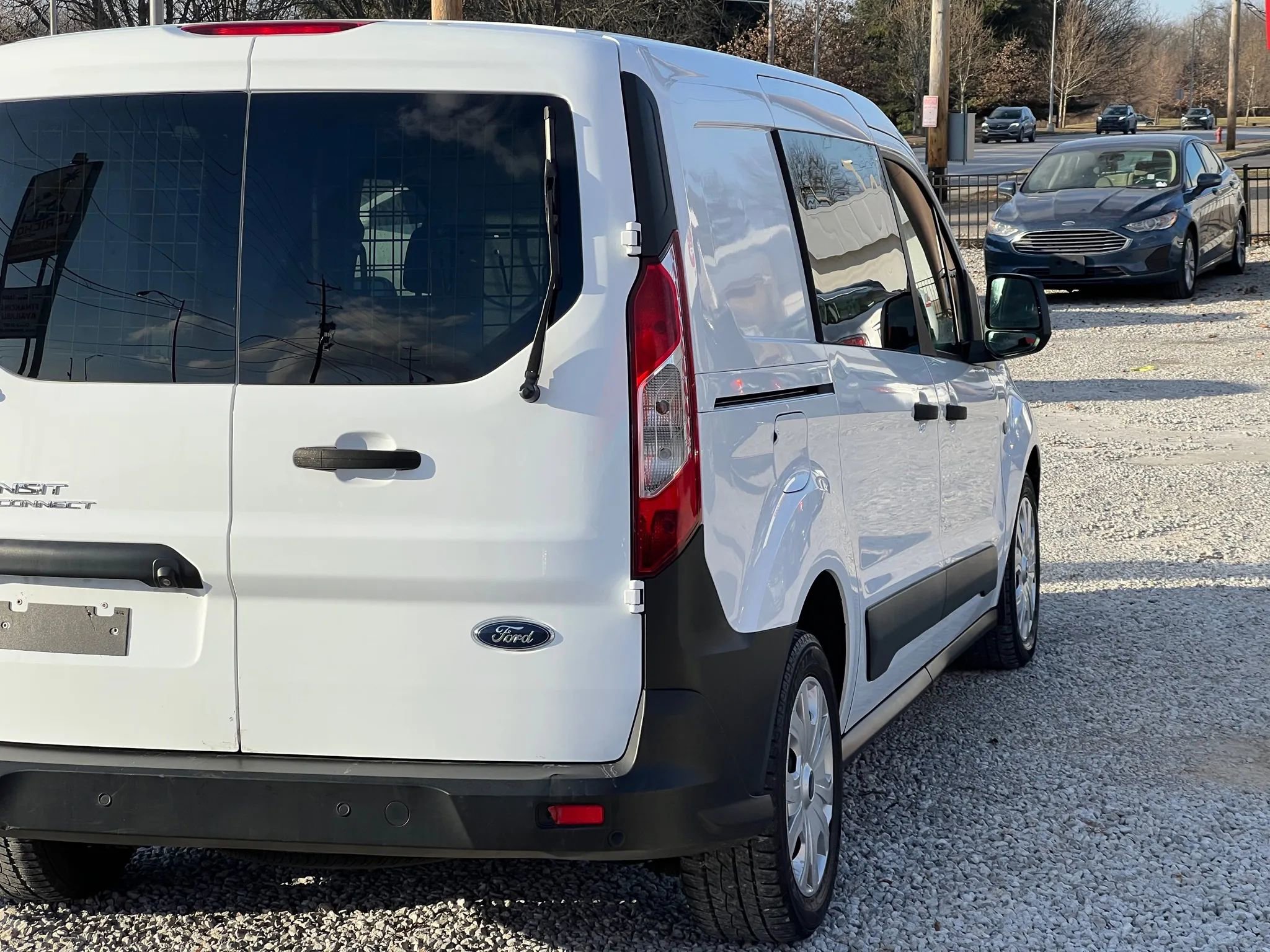Used 2019 Ford Transit Connect XL image 6