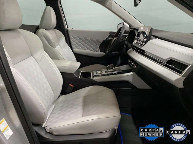 Used 2025 Mitsubishi Outlander SEL image 25