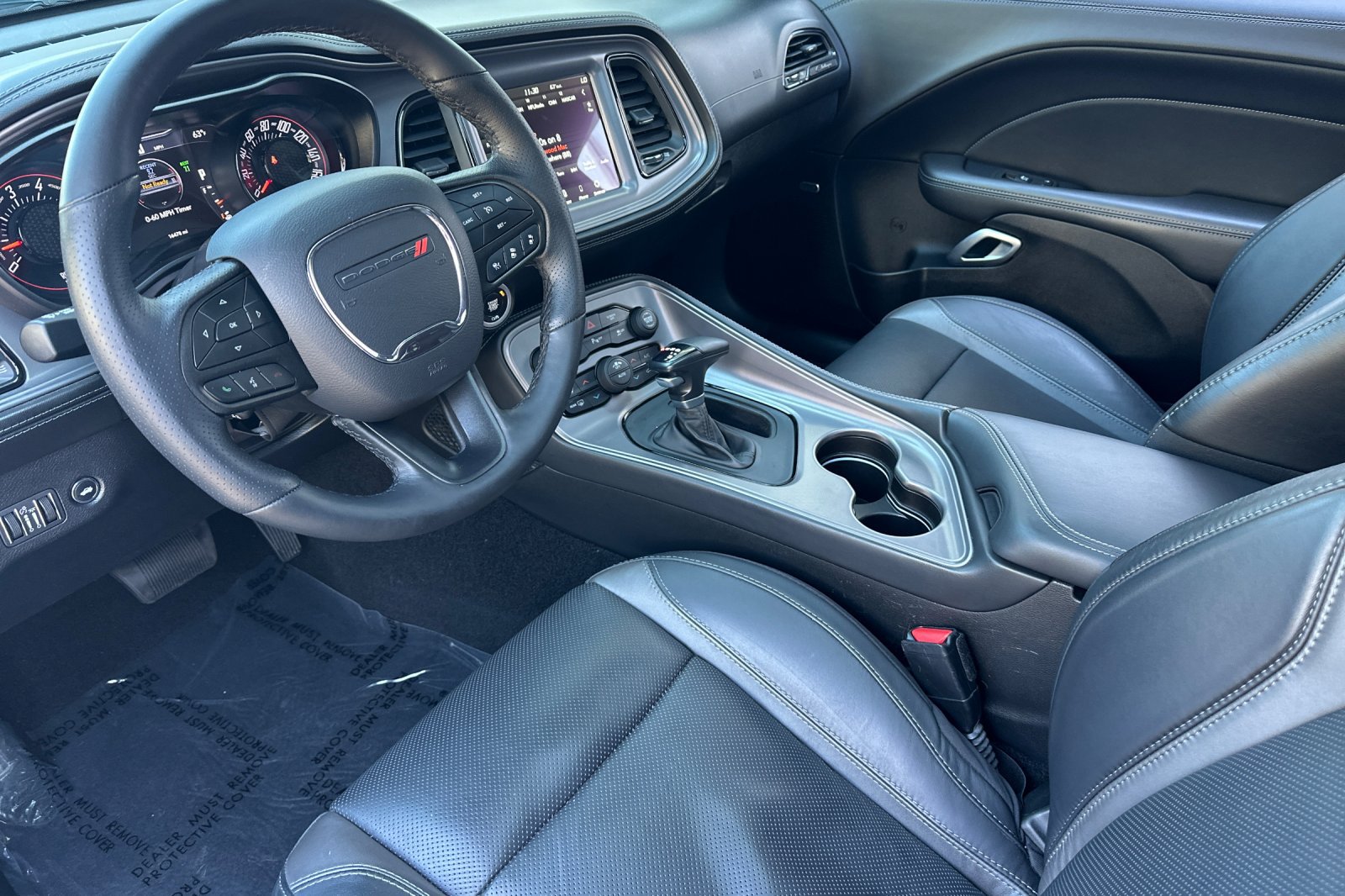Used 2023 Dodge Challenger SXT w/ Plus Package RWD image 4