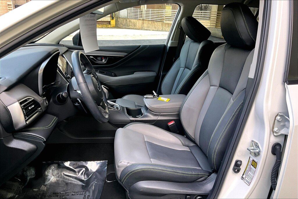 Certified 2023 Subaru Outback Onyx Edition AWD/4WD image 14