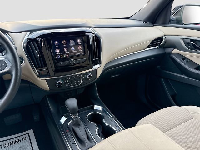 Used 2023 Chevrolet Traverse LS image 23
