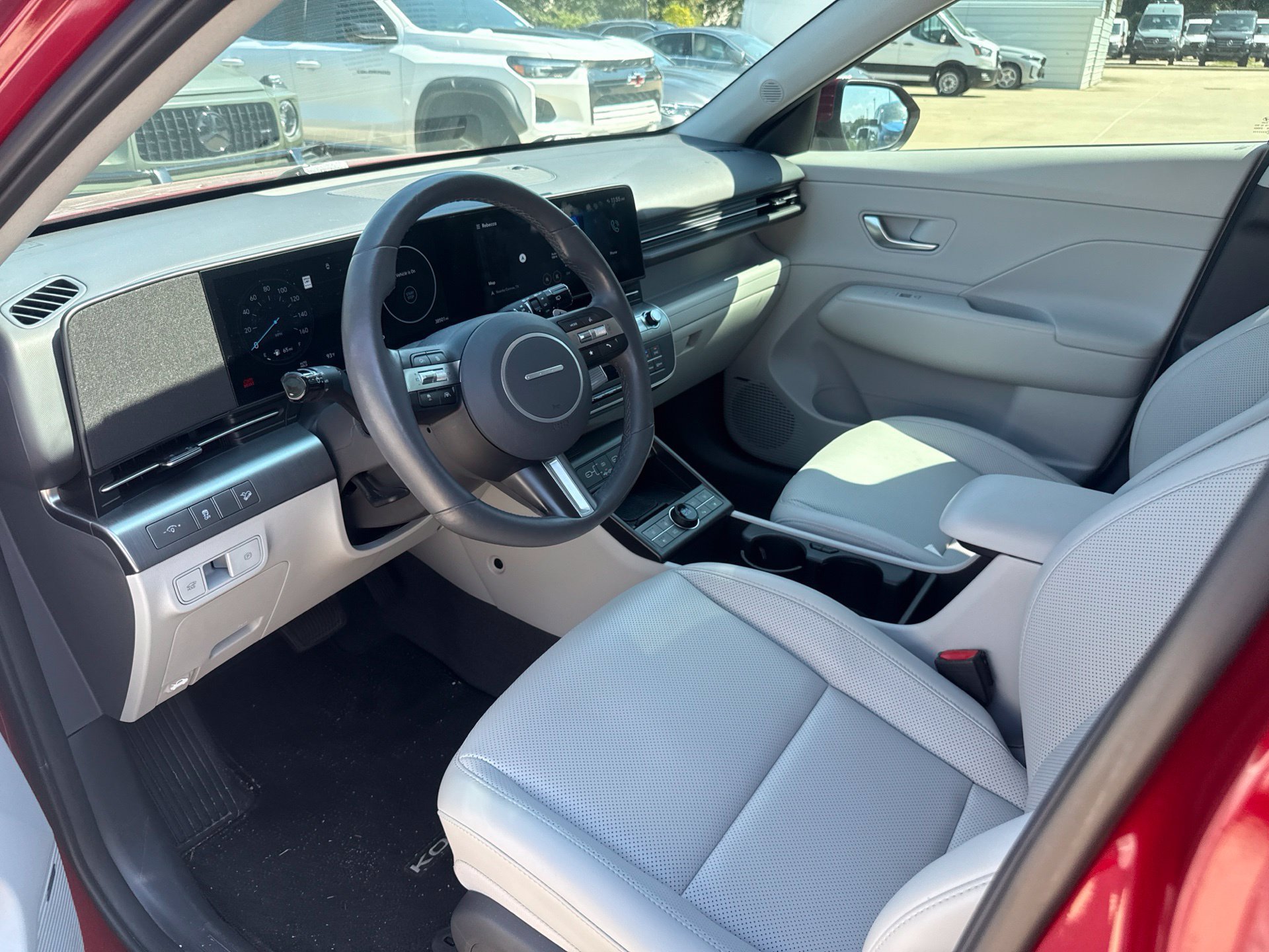 Used 2024 Hyundai Kona Limited FWD image 9