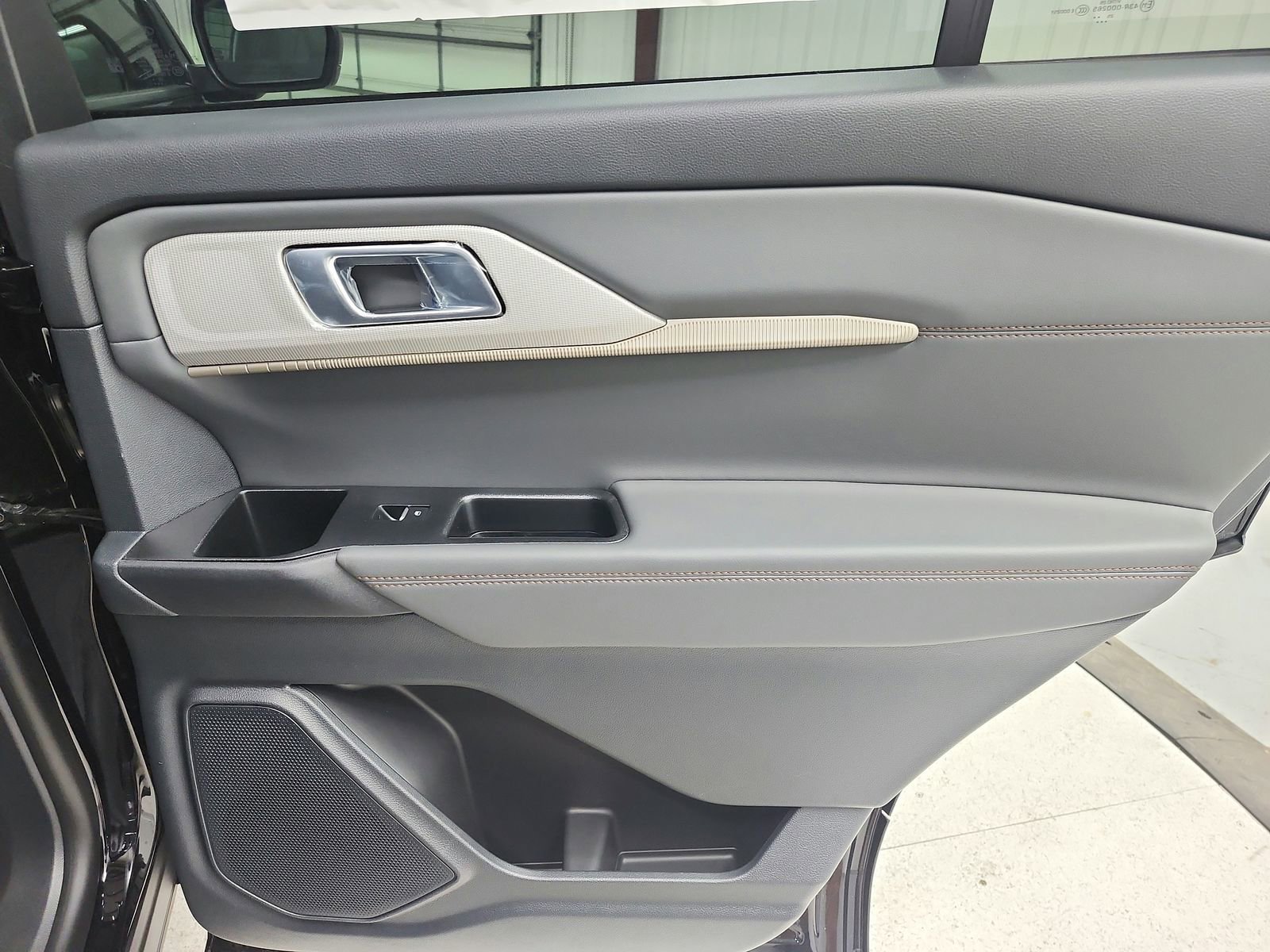 New 2026 Ford Explorer Active w/ Active Comfort Package image 38