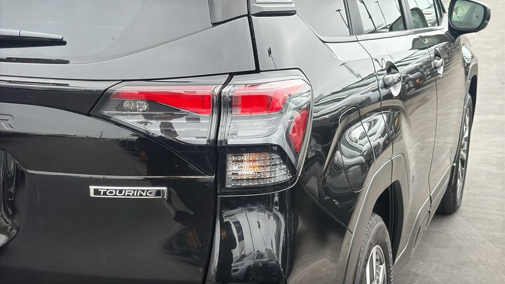 Certified 2025 Subaru Forester Touring w/ Popular Package - Touring AWD/4WD image 7