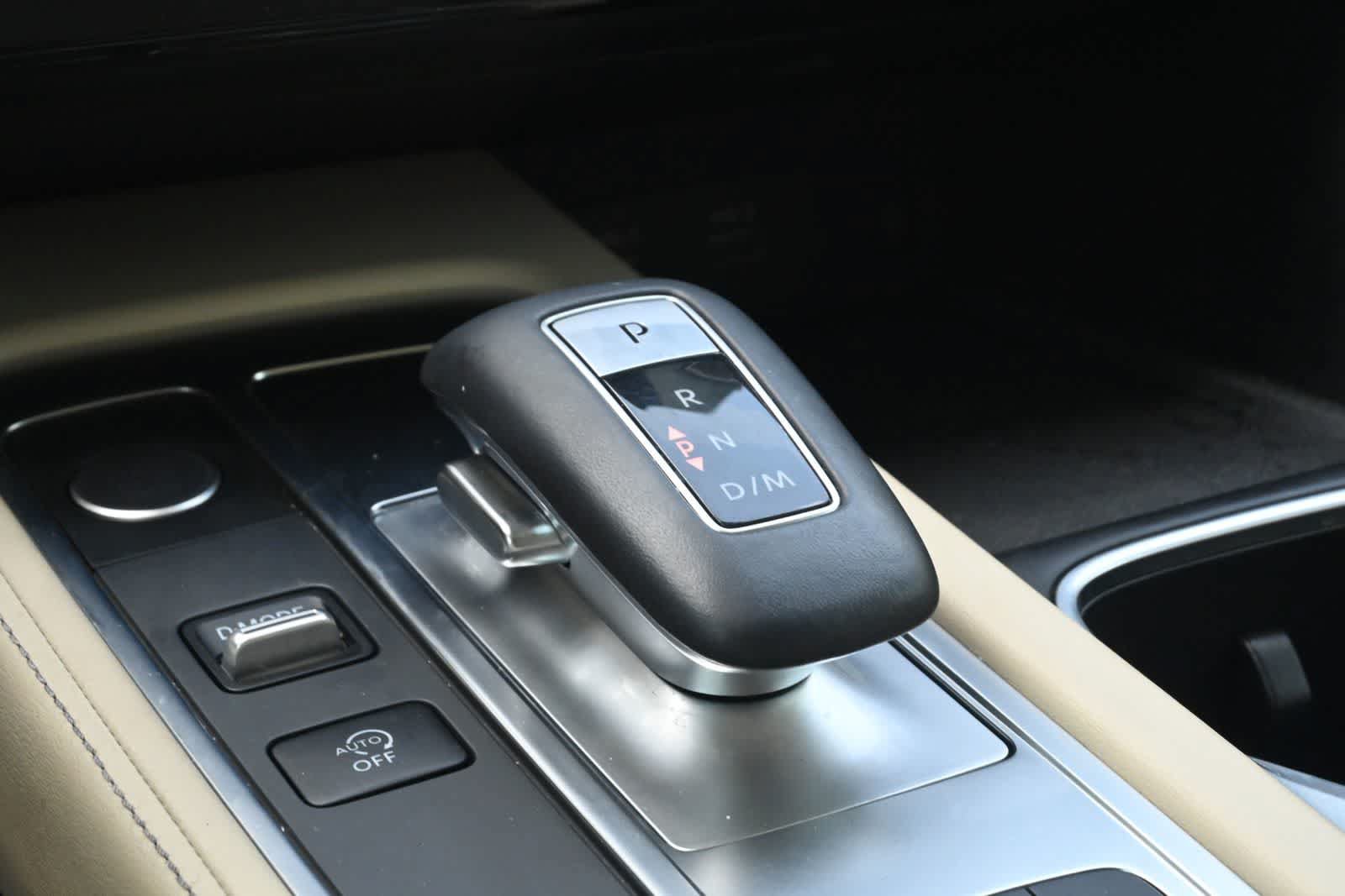 Used 2023 INFINITI QX60 Sensory w/ Vision Package AWD/4WD image 14