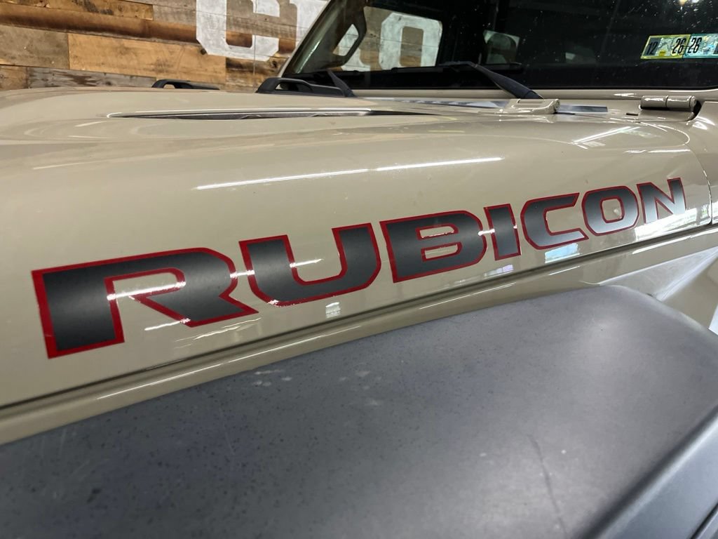 Used 2022 Jeep Wrangler Unlimited Rubicon w/ Cold Weather Group AWD/4WD image 8
