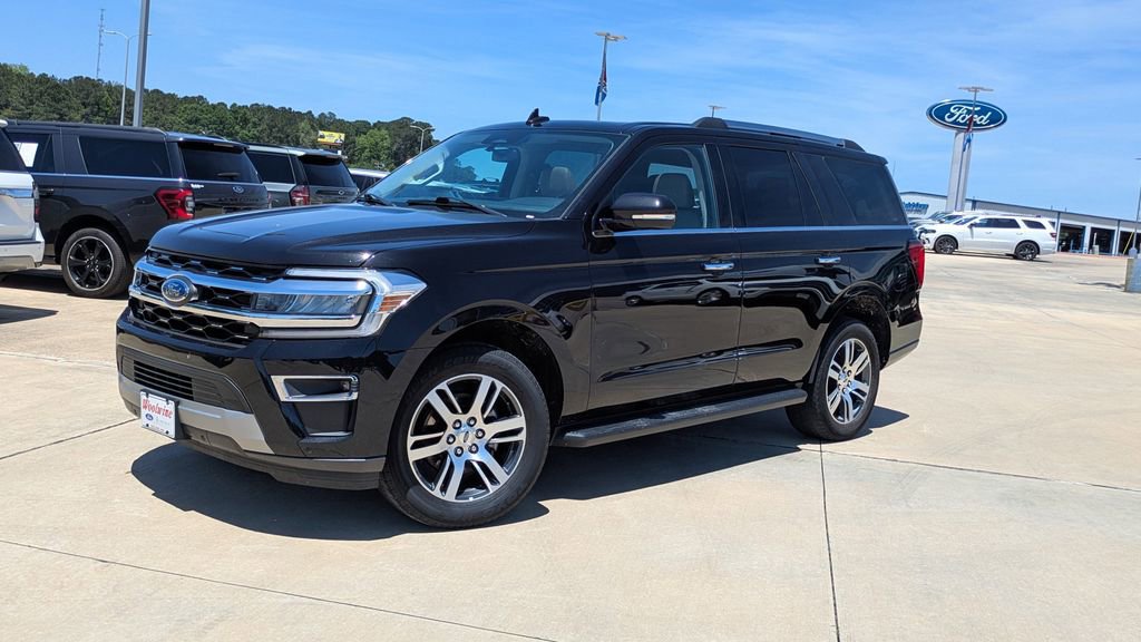 Used 2024 Ford Expedition Limited RWD image 4