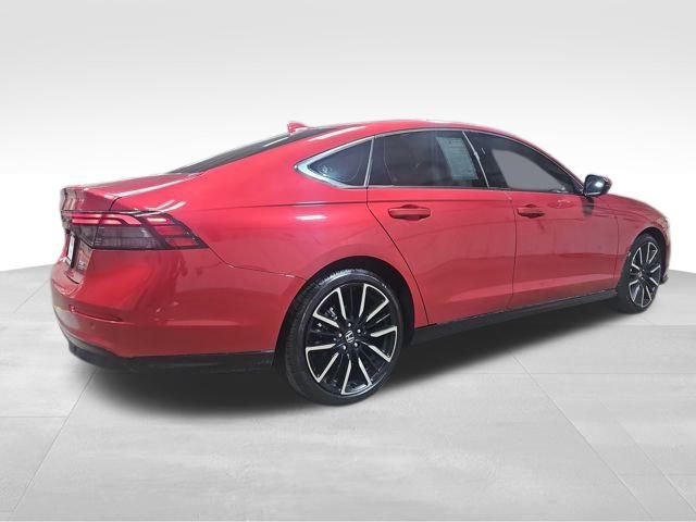 Certified 2025 Honda Accord Touring image 5