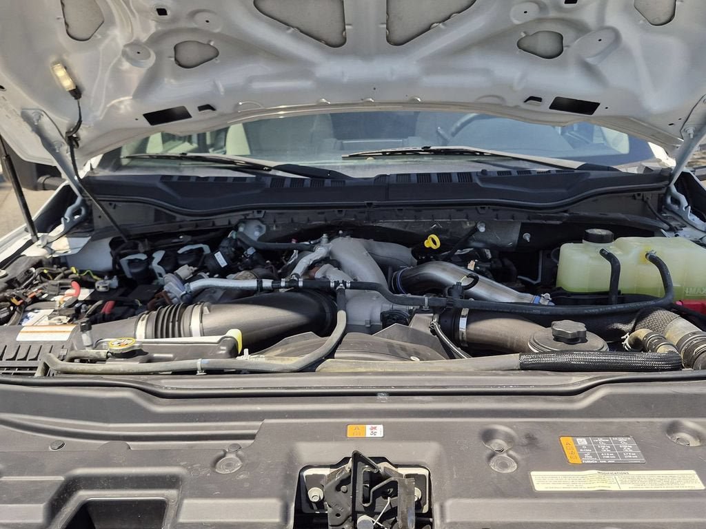 Used 2020 Ford F550 2WD Regular Cab Super Duty image 30