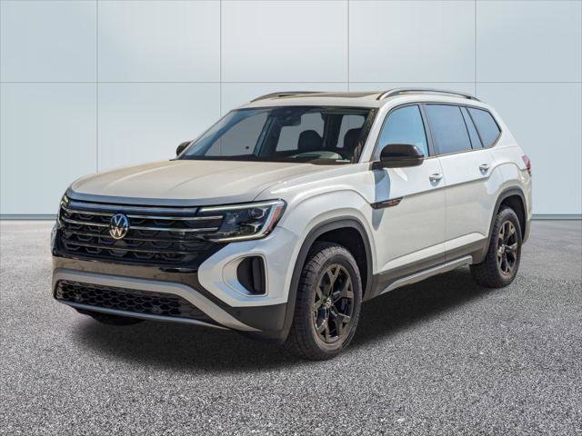 New 2024 Volkswagen Atlas Peak Edition SEL
