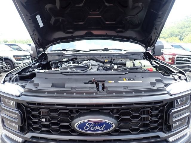 Certified 2023 Ford F250 Lariat w/ Sport Appearance Package AWD/4WD image 17