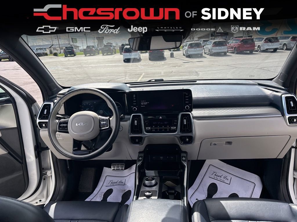 Used 2023 Kia Sorento SX Prestige image 38