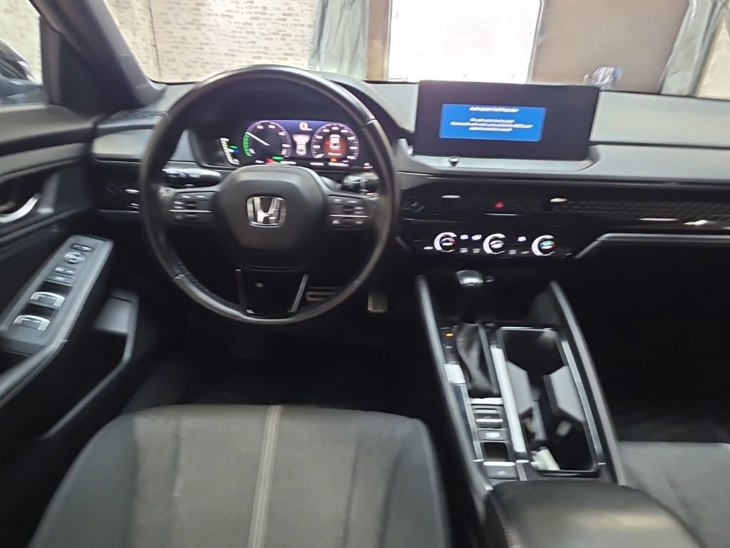 Used 2023 Honda Accord Sport image 15