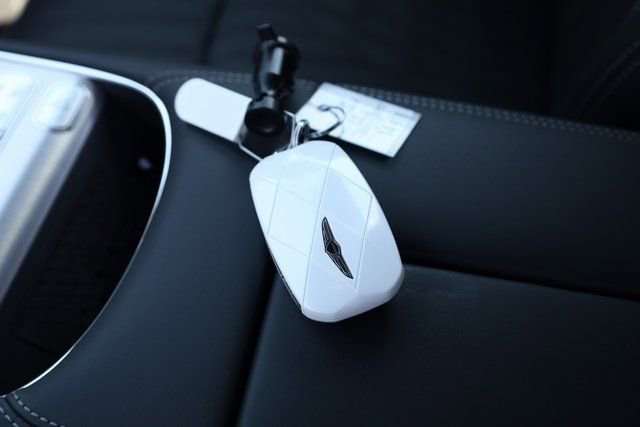 Used 2024 Genesis G90 3.5T image 24