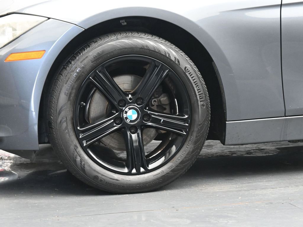 Used 2013 BMW 328i Sedan RWD image 12