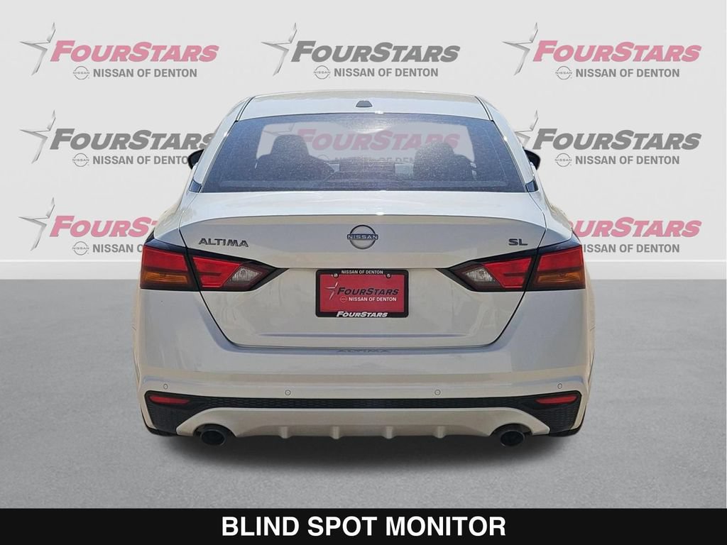 Used 2024 Nissan Altima 2.5 SL FWD image 5