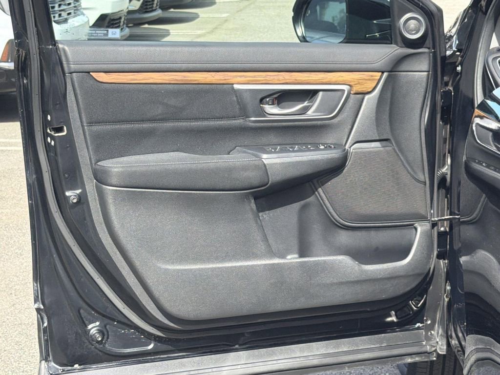 Used 2017 Honda CR-V EX image 18