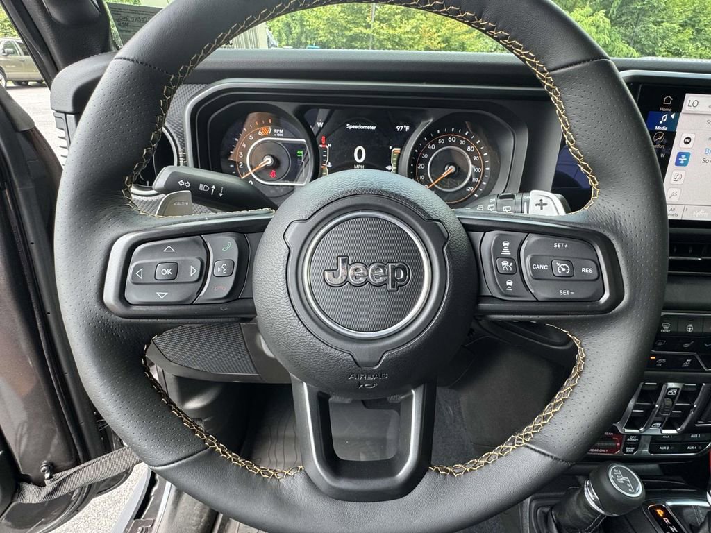 New 2025 Jeep Wrangler Unlimited Rubicon 392 image 18