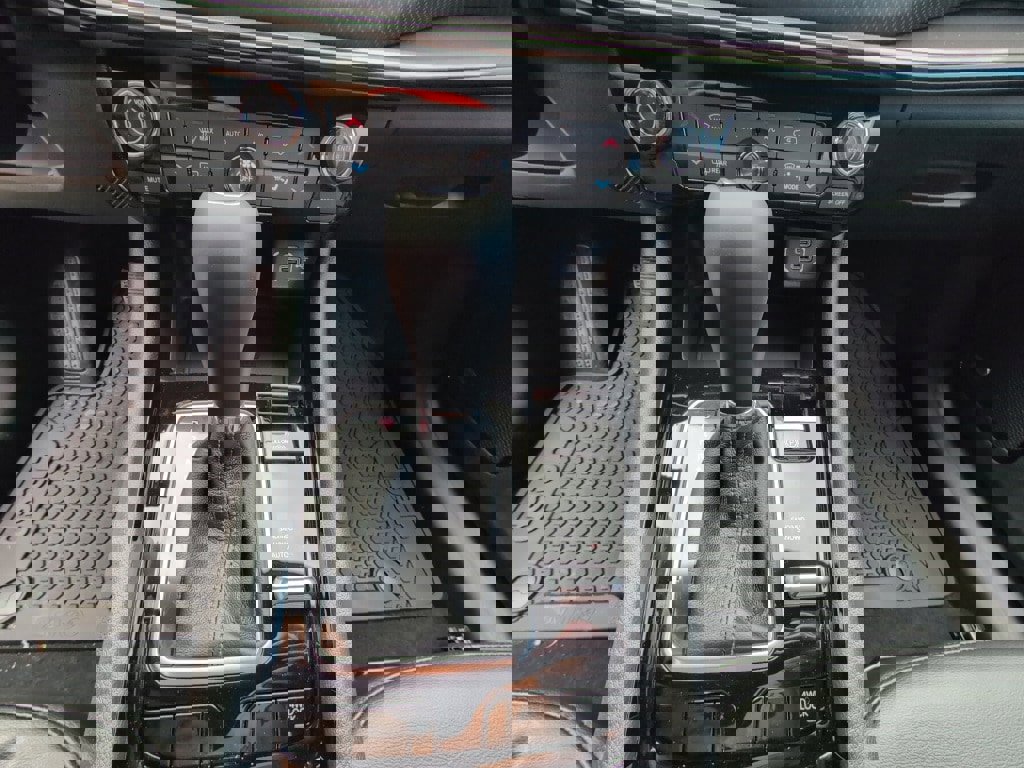 New 2026 Jeep Compass Latitude image 19