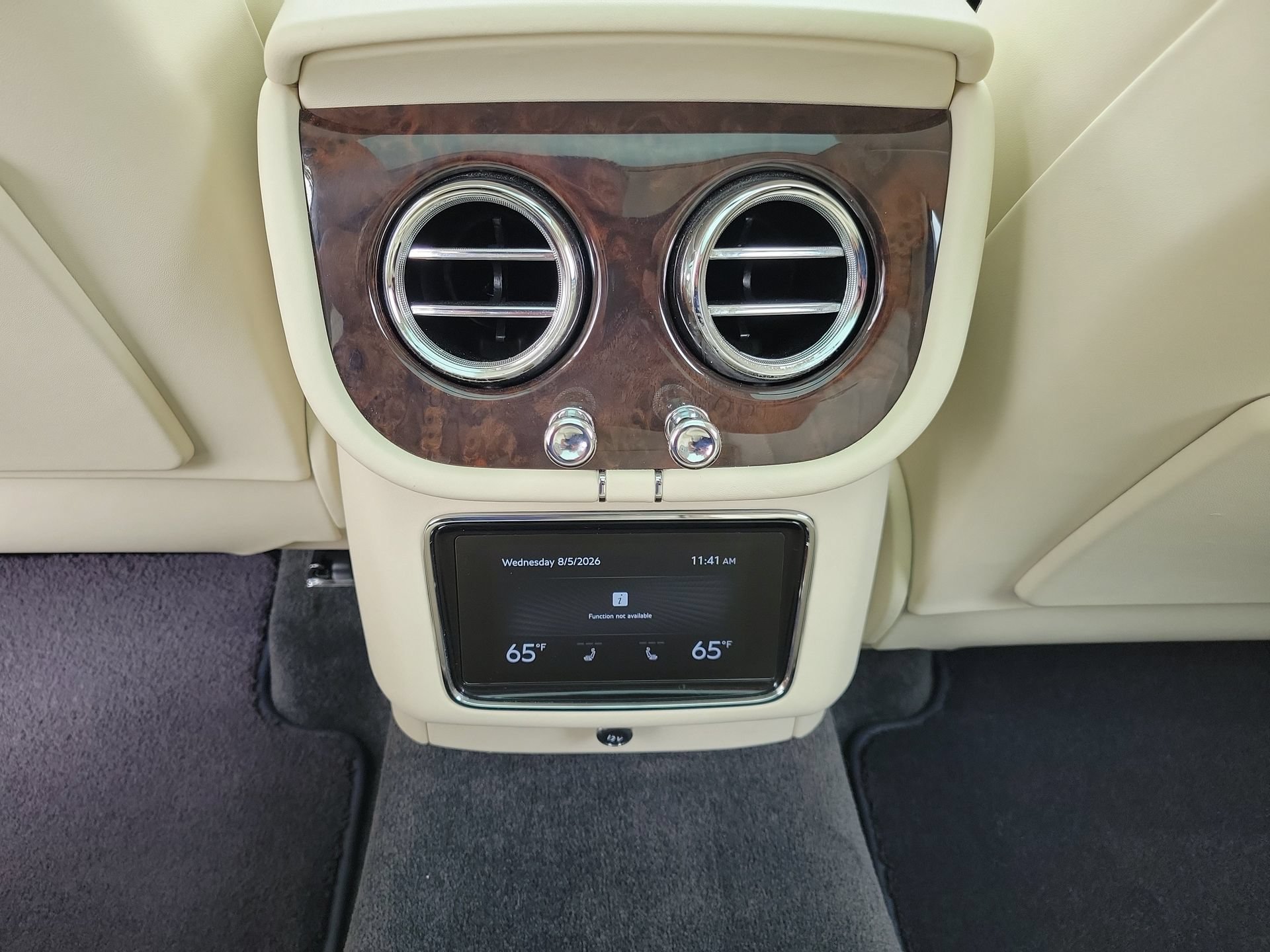 Certified 2022 Bentley Bentayga AWD/4WD image 23