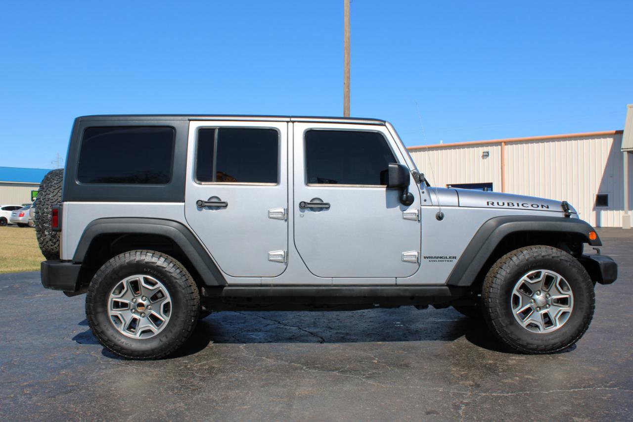Used 2013 Jeep Wrangler Unlimited Rubicon w/ Dual Top Group image 3