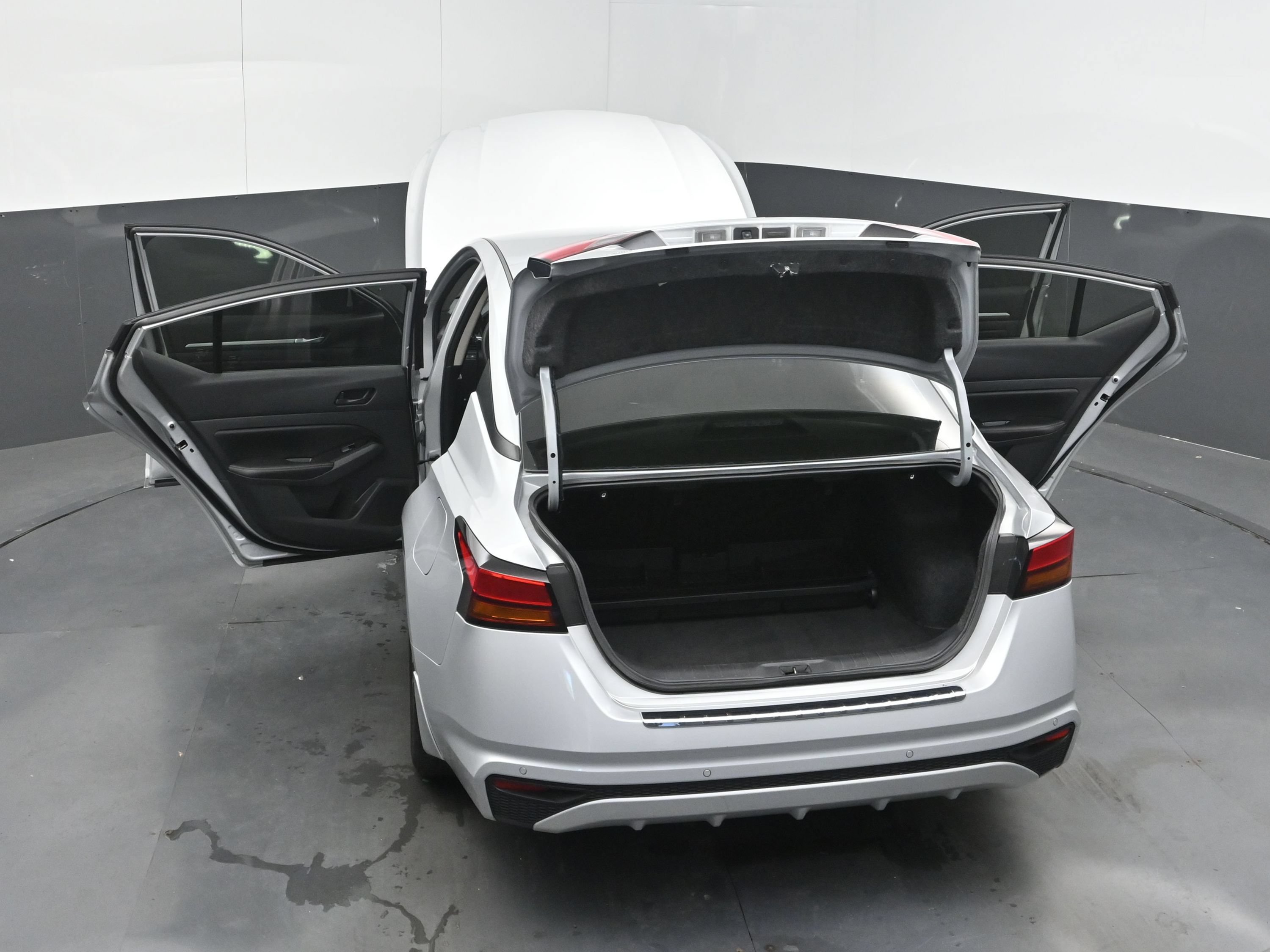 Used 2023 Nissan Altima 2.5 SV FWD image 44