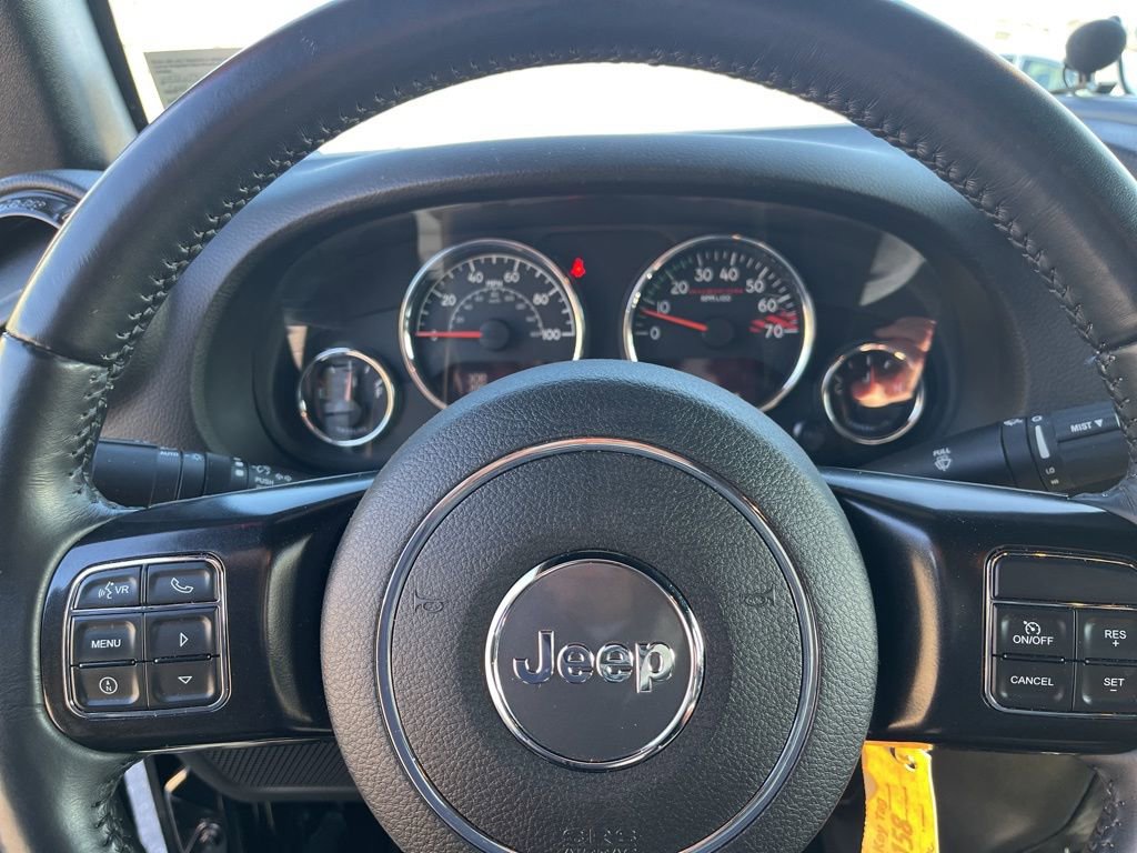 Used 2017 Jeep Wrangler Unlimited Rubicon image 46