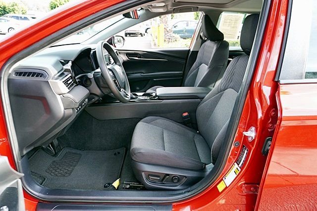 Used 2025 Toyota Camry LE w/ Convenience Package FWD image 13