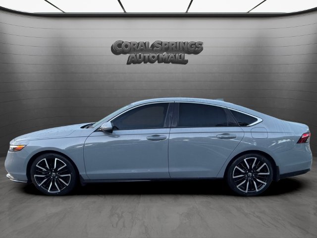 Used 2025 Honda Accord Touring image 4