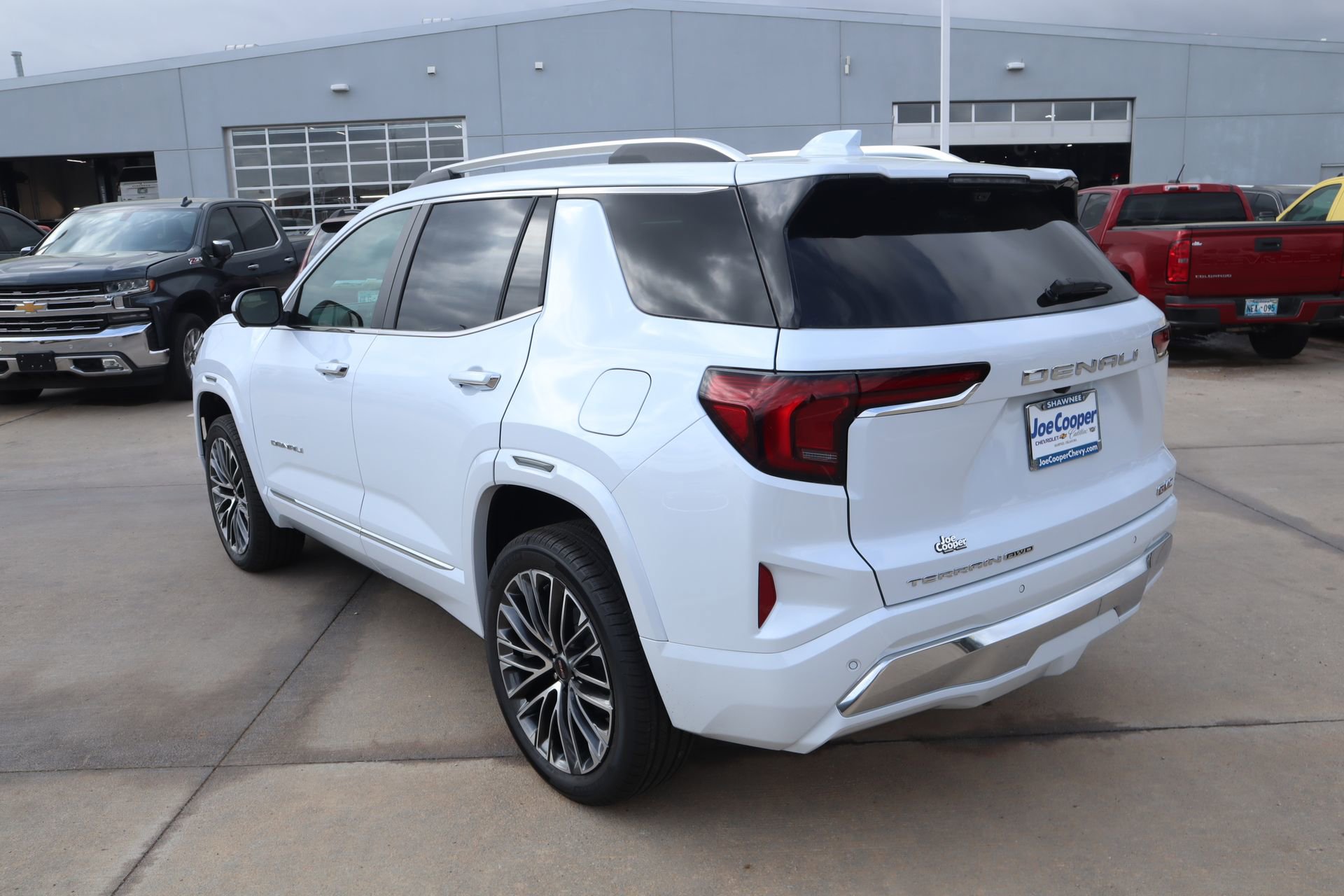 New 2026 GMC Terrain Denali image 23