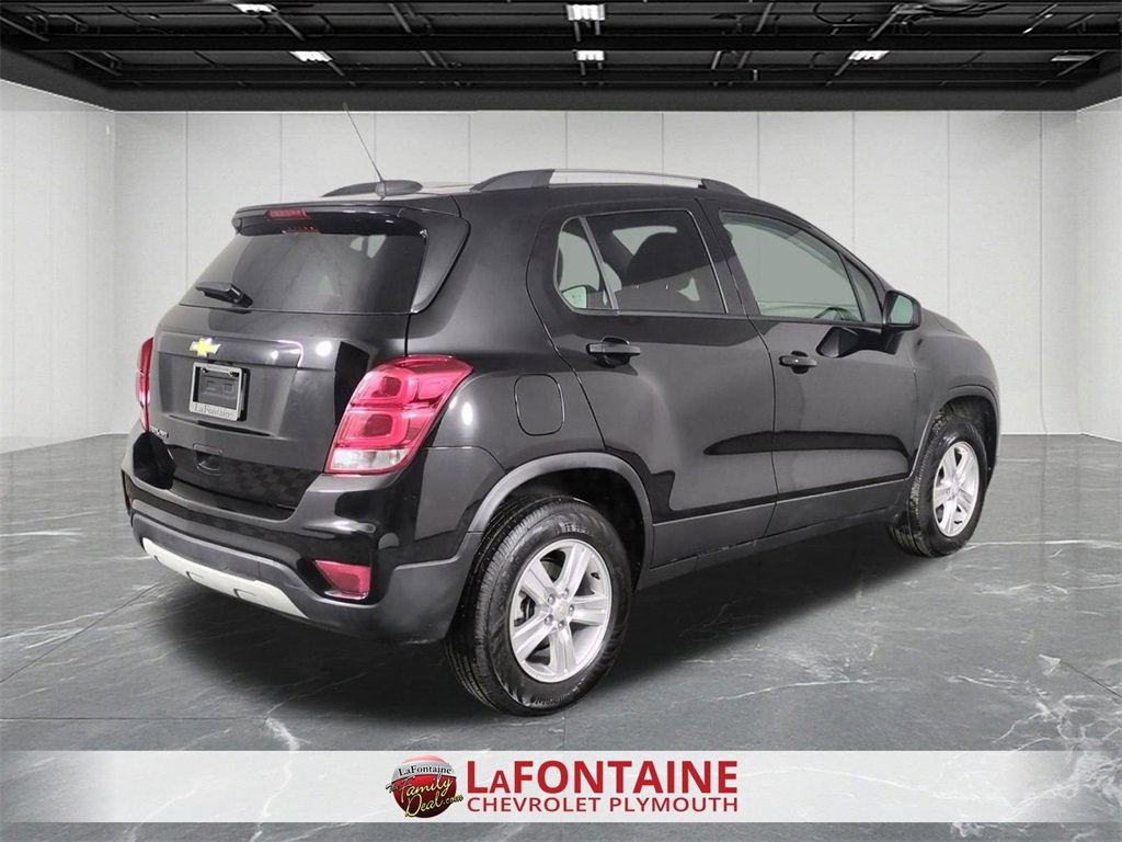 Certified 2022 Chevrolet Trax LT w/ LT Convenience Package image 8