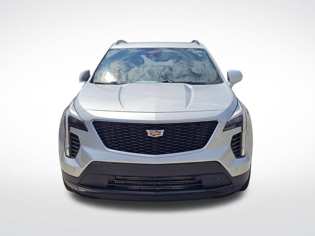 Used 2019 Cadillac XT4 Sport w/ Driver Awareness Package FWD image 3