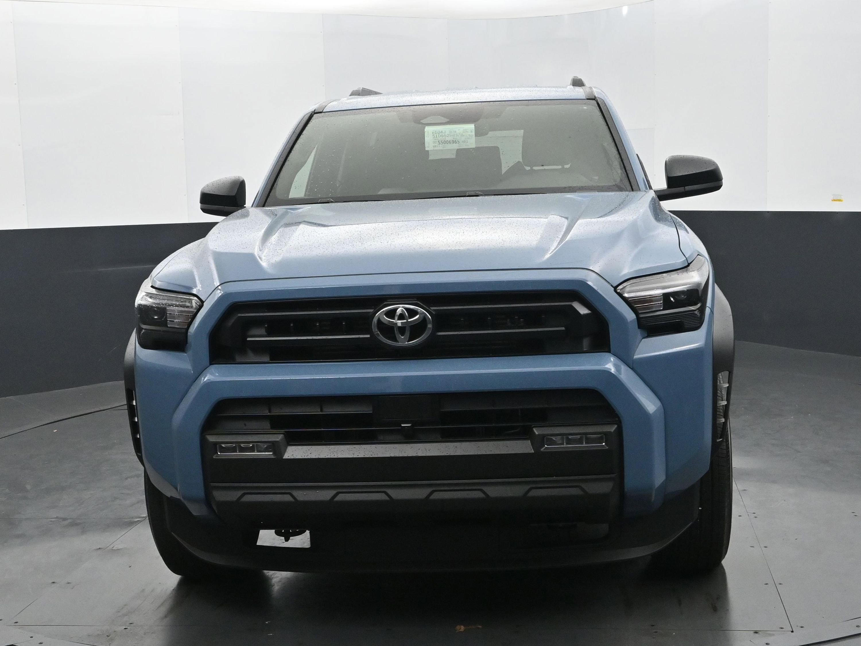 Used 2025 Toyota 4Runner SR5 RWD image 8