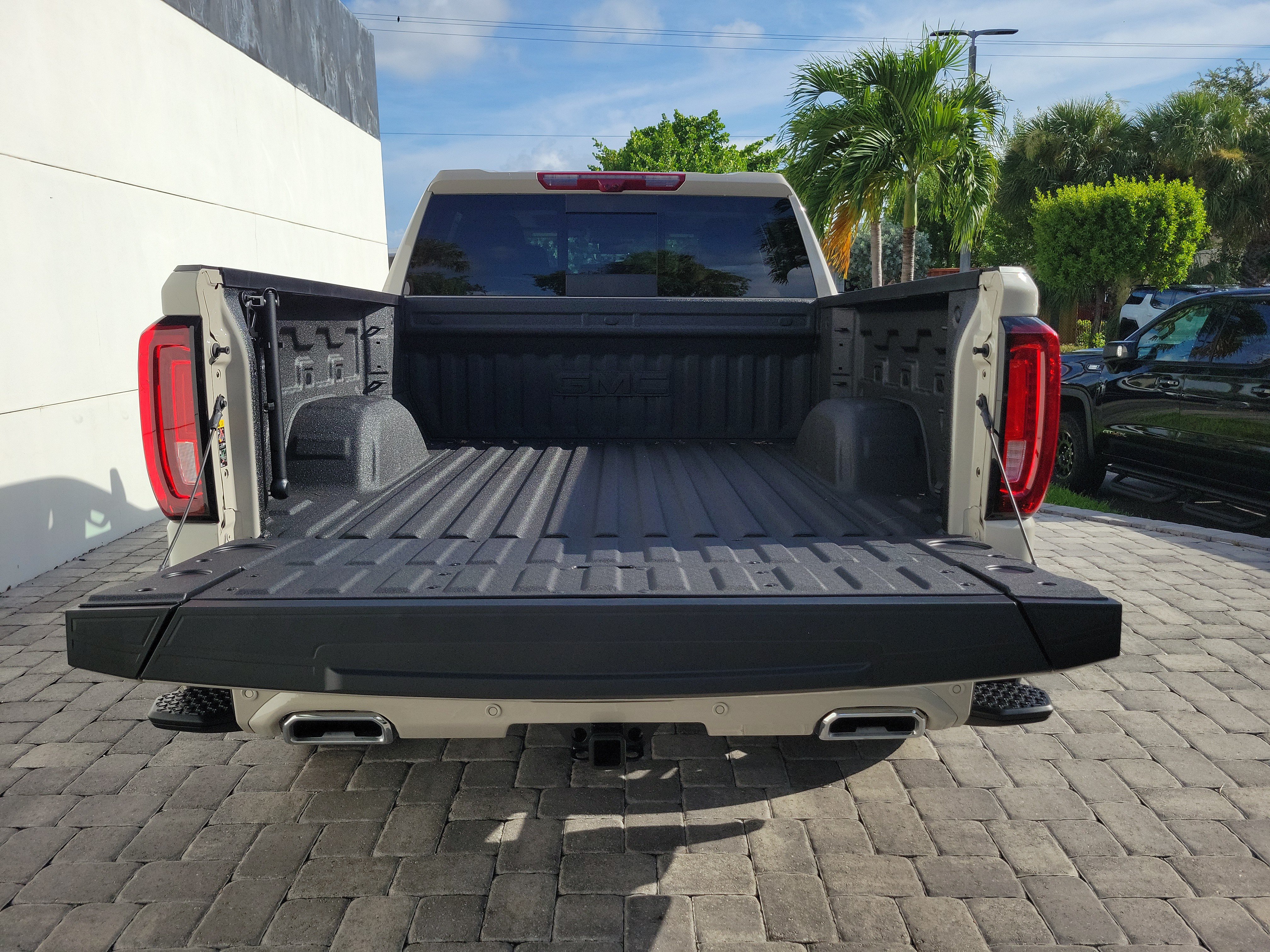 New 2026 GMC Sierra 1500 Denali AWD/4WD image 10